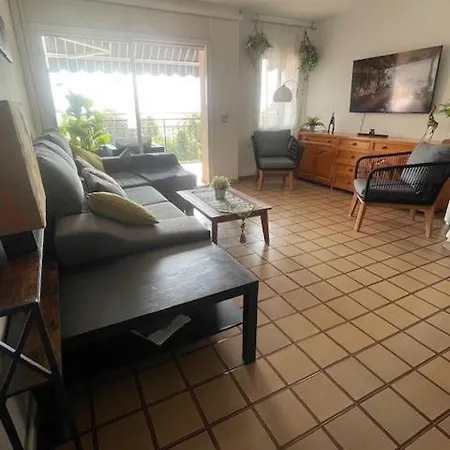 The Hollidays Calella