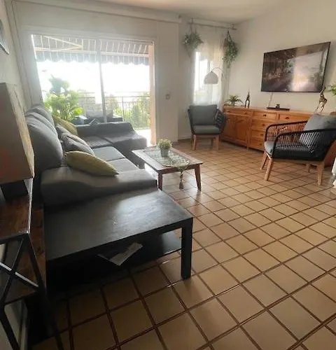 The Hollidays Калелья